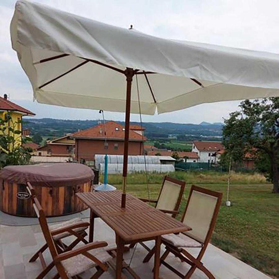 Casa Dell'Agrifoglio Hotel Caselette Exterior photo